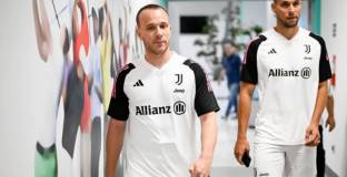 Фиорентина се интересува от Артур 