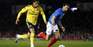 Арсенал на 1/4-финал през Портсмут