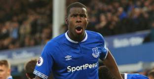 Евертън и Челси обсъждат покупката на Зума