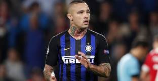 Наинголан е готов на намаление на заплатата заради Каляри