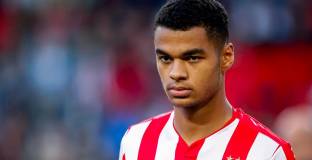 Байерн Мюнхен следи национал на Нидерландия