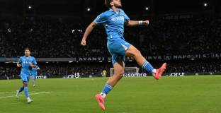 ПСЖ се разбра с Наполи за сумата на трансфера на Кварцхелия