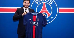 ПСЖ обяви трансфера на Кварацхелия 