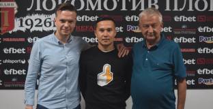 Локо Пловдив преподписа с Парвизджон Умарбаев