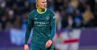 ПСЖ отправи питане за Холанд  