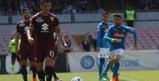 Юве на точка от титлата след издънка на Наполи