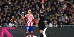 Симеоне: Няма да останат играчи, ако се дава червен картон за това