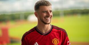 Арсенал и Ливърпул са искали да купят Маунт 