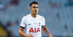 Тотнъм обяви за четирима напускащи