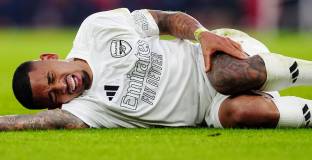 Арсенал търси заместник на Жезуш