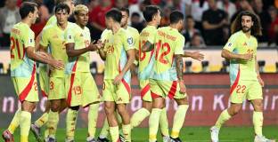 Испания вдигна оборотите - вкара 6 на Турция