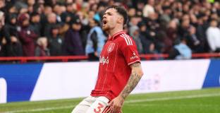 Нотингам и Астън Вила не се победиха в равностоен сблъсък