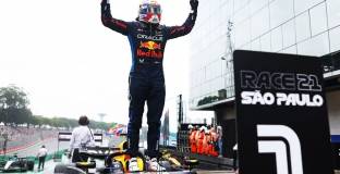 Верстапен: В Макларън щях да стана шампион по-бързо