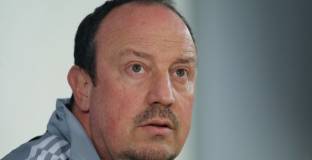 Бенитес: Челси трябва да намери баланс