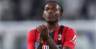  Челси се интересува от Леаo