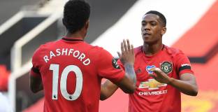 Хетрик на Марсиал за историческа победа над Шефилд