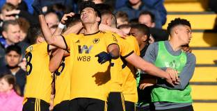 Азар спечели точка на Челси срещу Уулвс (видео)