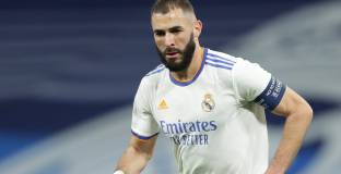 Ливърпул следи Бензема 