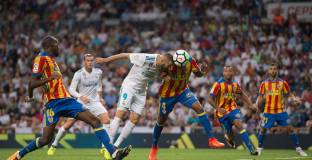 Примера дивисион ще провежда мачове в САЩ, независимо от протестите