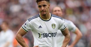    Реал Мадрид може да купи нападател на Лийдс