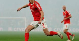 Реал се опитва да завърши трансфера на Карерас до края на май