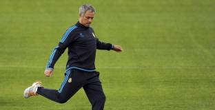  Пике: Моуриньо раздели испанските футболисти