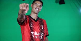 Рейндерс потвърди, че е на път да поднови договора си с Милан