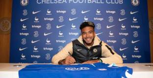  Челси продължи с Джеймс 