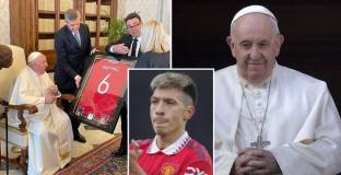 Папа Франциск получи фланелка на Манчестър Юнайтед