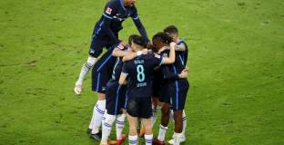 Хамбургер пропиля шанса си да се завърне в Бундеслигата