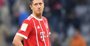 Левандовски се завърна в Байерн Мюнхен с травма