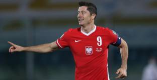  Левандовски е против Световно на две години