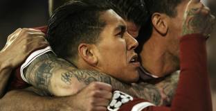 Севиля се върна от 3 пасив срещу Ливърпул (видео)