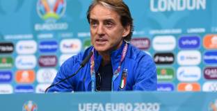 Манчини: Испания е различна от Белгия