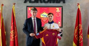 Рома привлече крило на Байерн Мюнхен