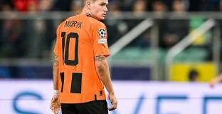 Арсенал продължава преговорите за Мудрик