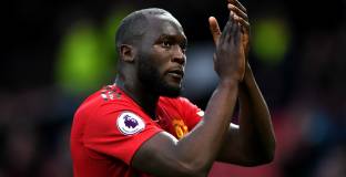 Бербатов: Лукаку трябва да остане в Юнайтед