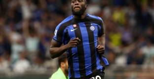 Лукаку пътува до Саудитска Арабия за преговори с Ал-Насър 