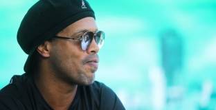 Роналдиньо стана член на бразилската републиканска партия