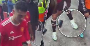  Майката на 14-годишния фен: Роналдо нападна сина ми