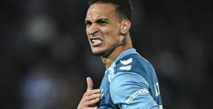 Роналдо е искал Антони в Ал-Насър