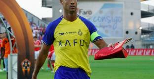 Роналдо получи „Златната топка” в Саудитска Арабия