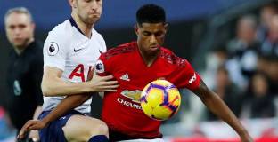 Бен Дейвис: Нападателите ни нямаха ден срещу Юнайтед