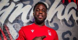  Нотингам обяви 12-ти трансфер през това лято