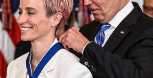  Джо Байдън награди Меган Рапино с медал