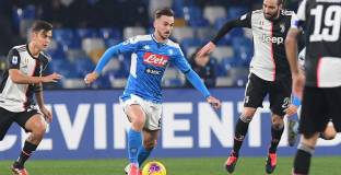 Наполи прекъсна лошата си серия в дербито с Юве