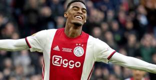 Ман Юнайтед и Ювентус ще се борят за талант на Аякс