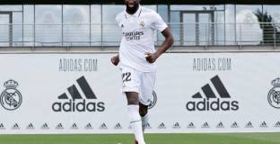 Рюдигер тренира отделно