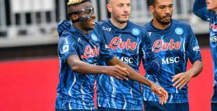 Наполи постигна целта си срещу Венеция