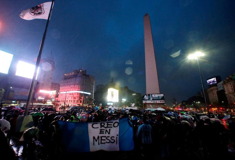 В Буенос Айрес се състоя митинг в подкрепа на Меси 